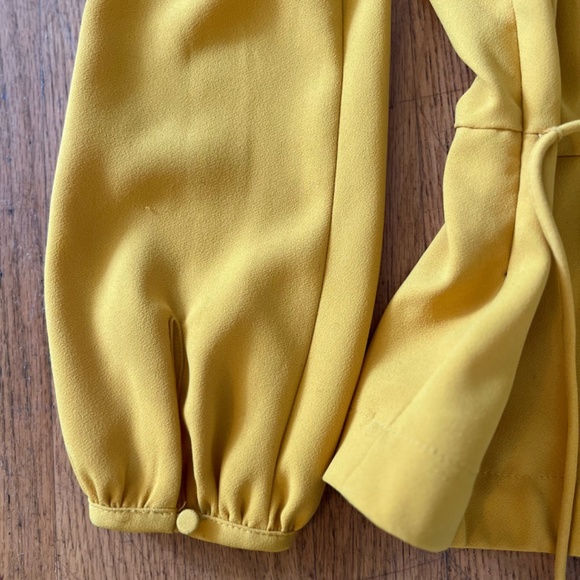 JCrew 00P yellow silk like shirt - Picture 5 of 7